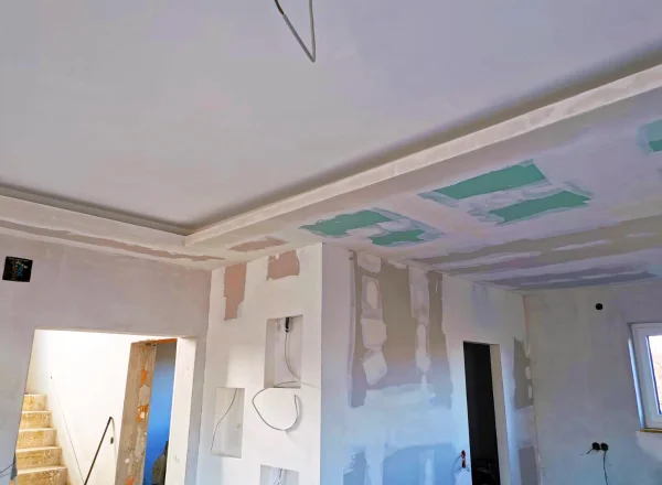 Referenz: gespachtelte Decke im Rohbau